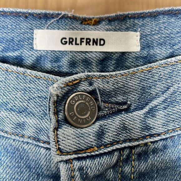 GRLFRND Hannah distressed high waist cropped blue jeans in Fly High Size 31 - Picture 10 of 13